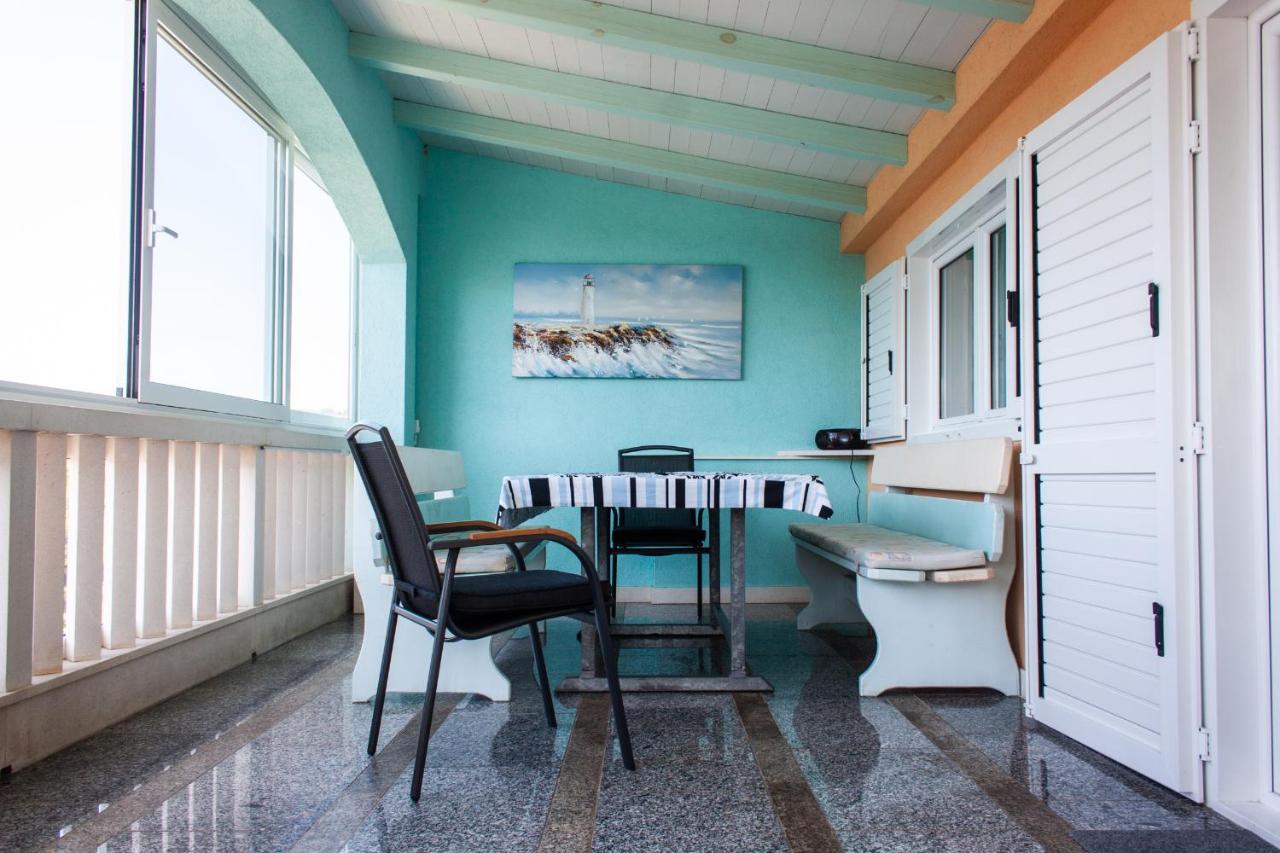 Marcel Apartment Mit Meerblick トロギール エクステリア 写真