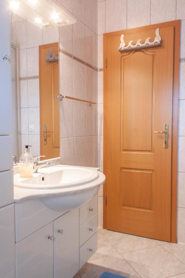 Marcel Apartment Mit Meerblick トロギール エクステリア 写真