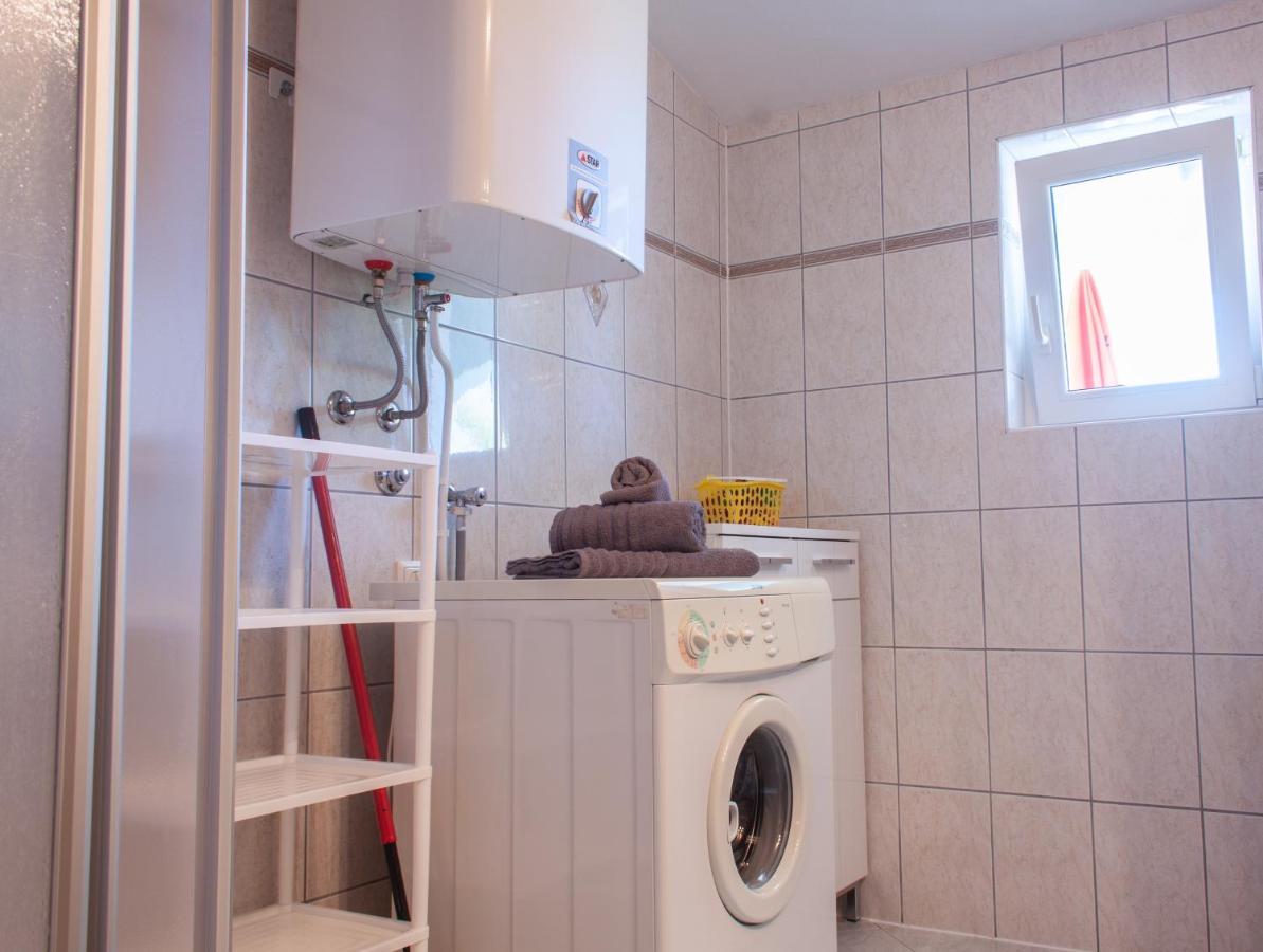 Marcel Apartment Mit Meerblick トロギール エクステリア 写真